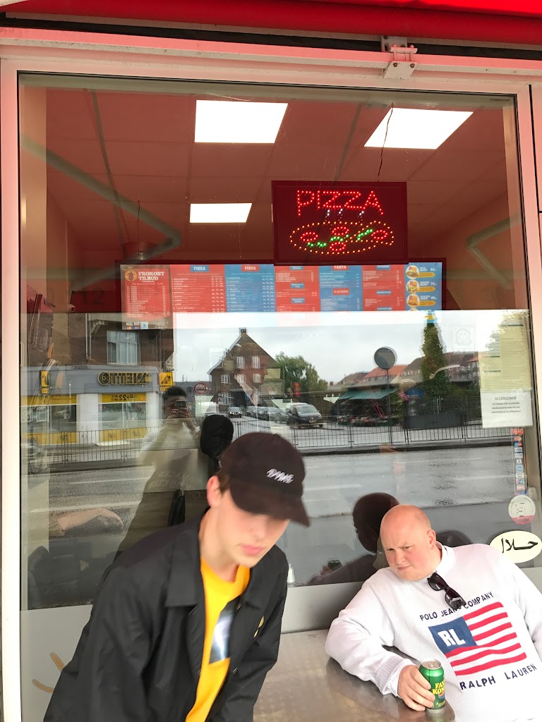 valby-pizza-shawarma-hus-15.jpeg