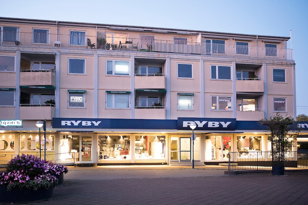 ryby-hvidevarehus-3.jpeg