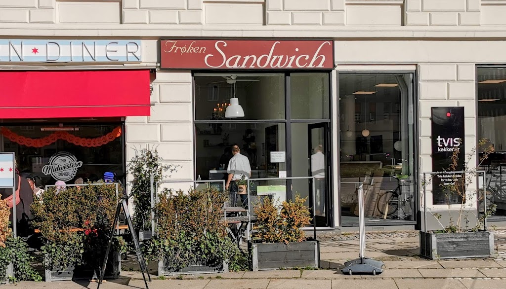 froken-sandwich-2.jpeg