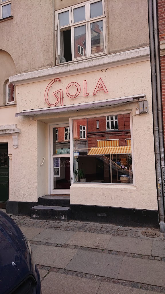 gola-4.jpeg