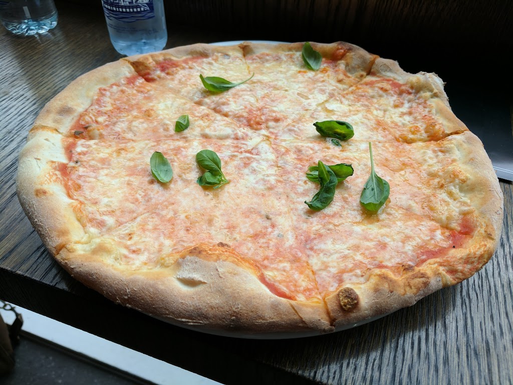 la-focaccia-pizzeria-17.jpeg