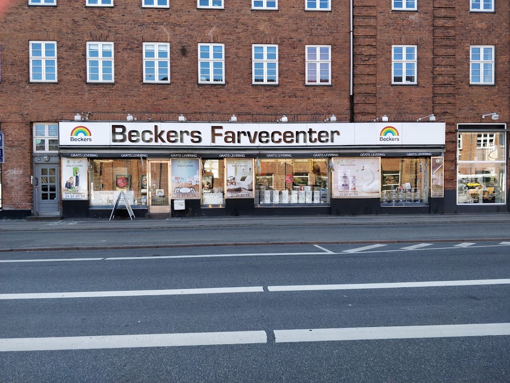 beckers-farvecenter-4.jpeg