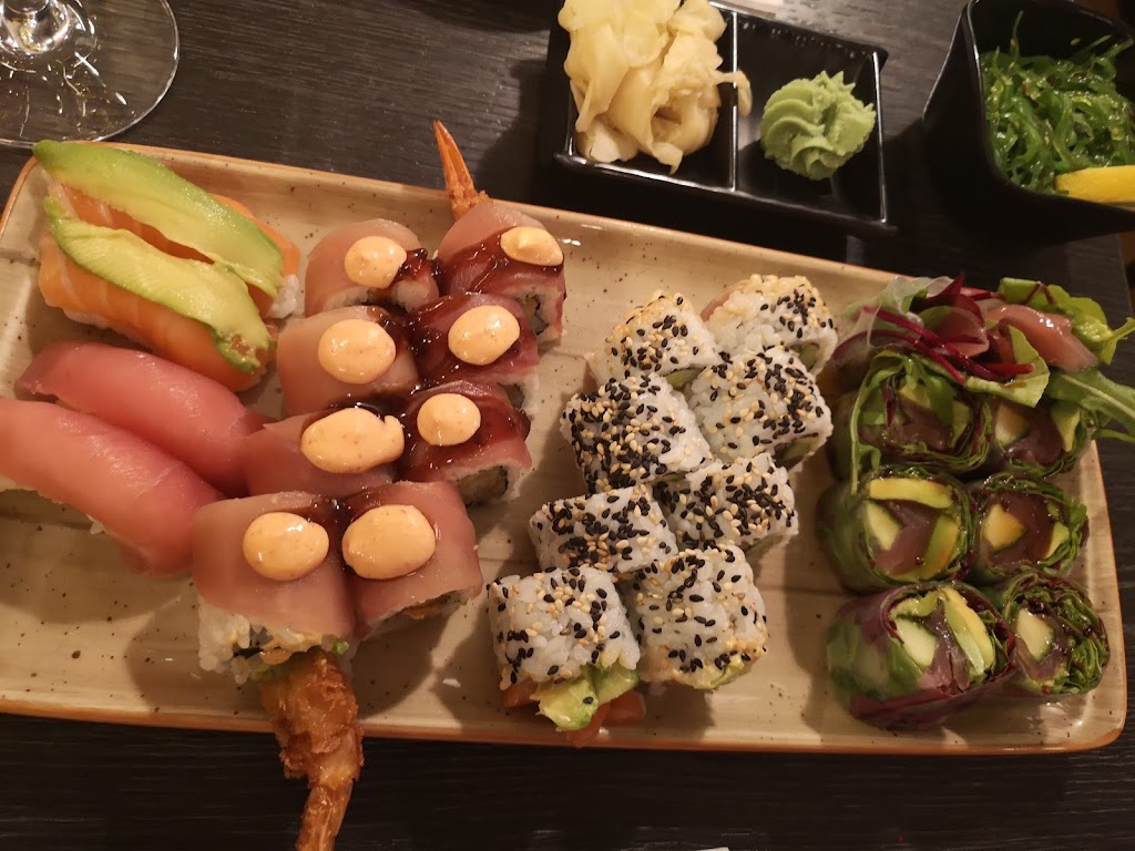 dinner-sushi-12.jpeg