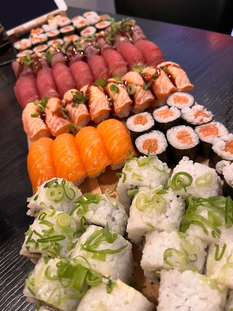 dinner-sushi-2.jpeg