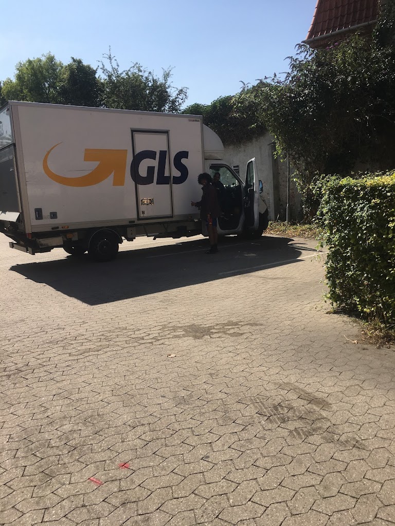 gls-parcel-shop-1.jpeg