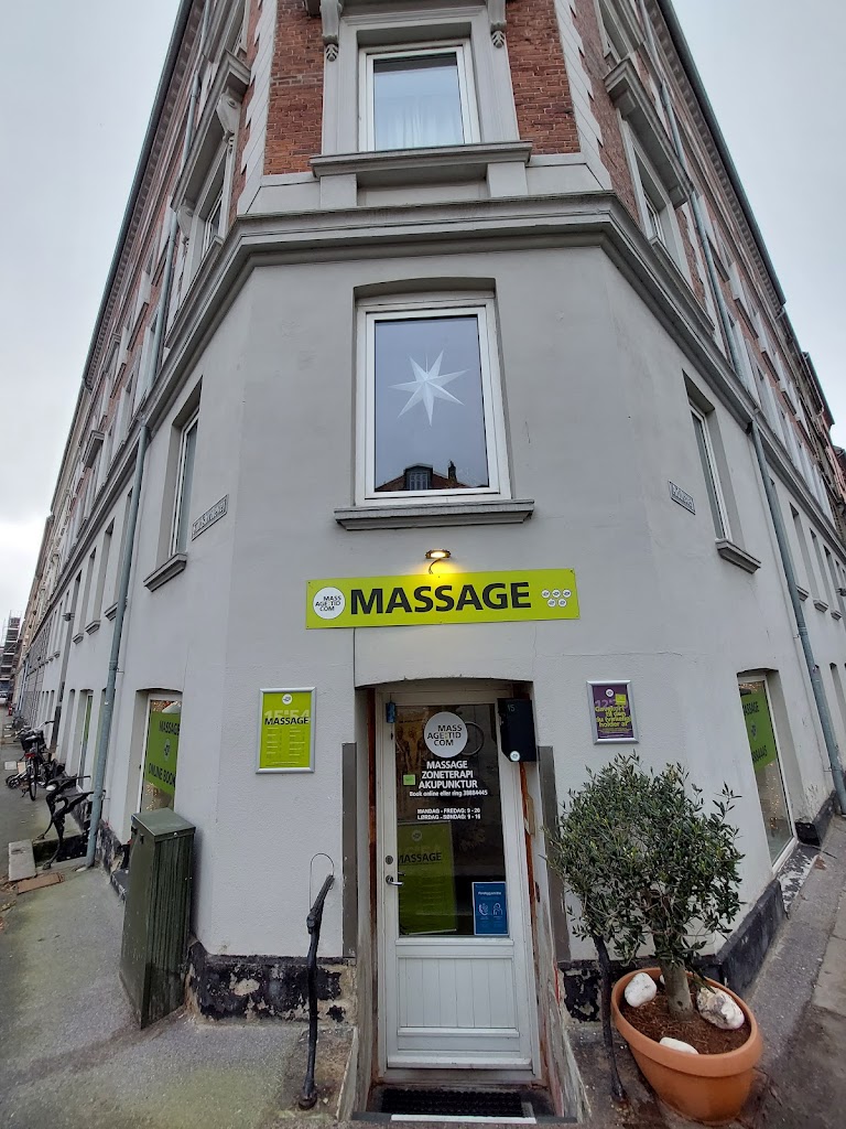 massagetid-frederiksberg-svommehal-2.jpeg