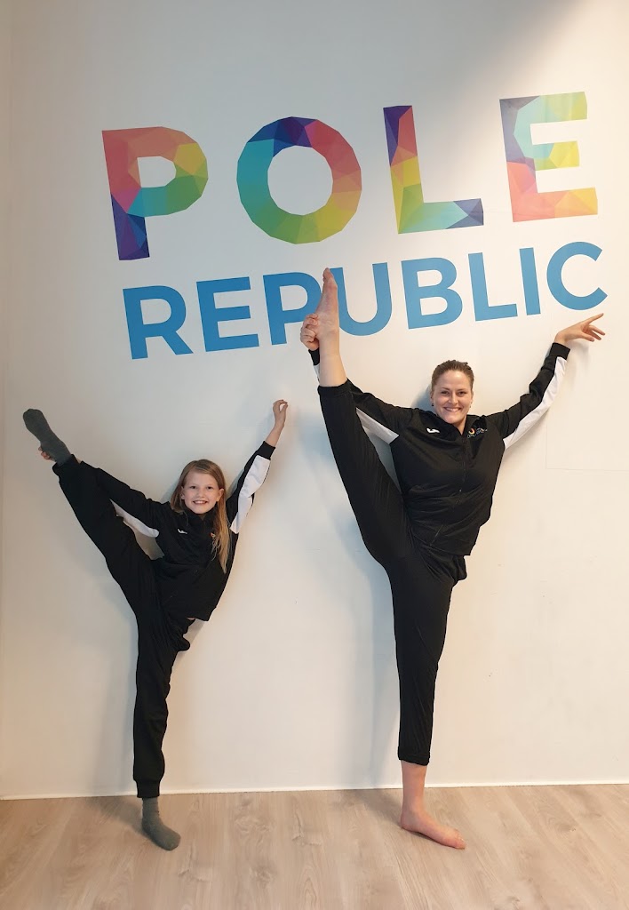 pole-republic-pole-fitness-studio-4.jpeg