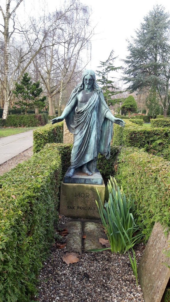 solbjerg-park-cemetery-4.jpeg