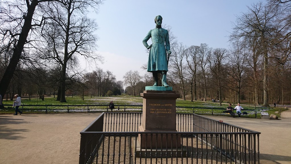 statue-af-frederik-vi-14.jpeg