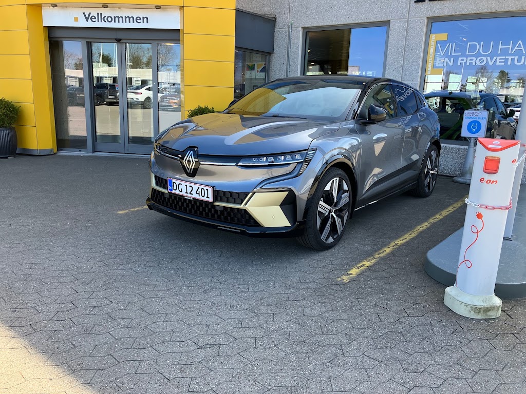 renault-frederikssund-keld-hansen-bil-a-s-15.jpeg