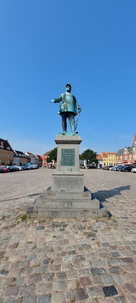 statue-af-frederik-den-vii-17.jpeg