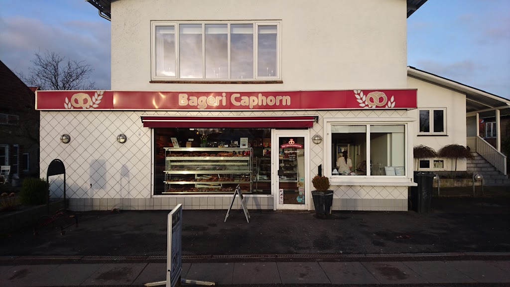 the-bakery-cap-horn-6.jpeg