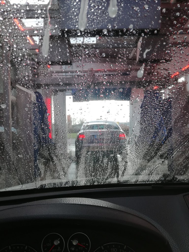 imo-car-wash-16.jpeg