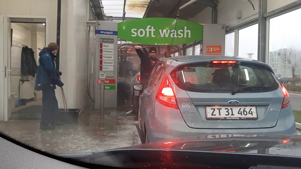 imo-car-wash-7.jpeg