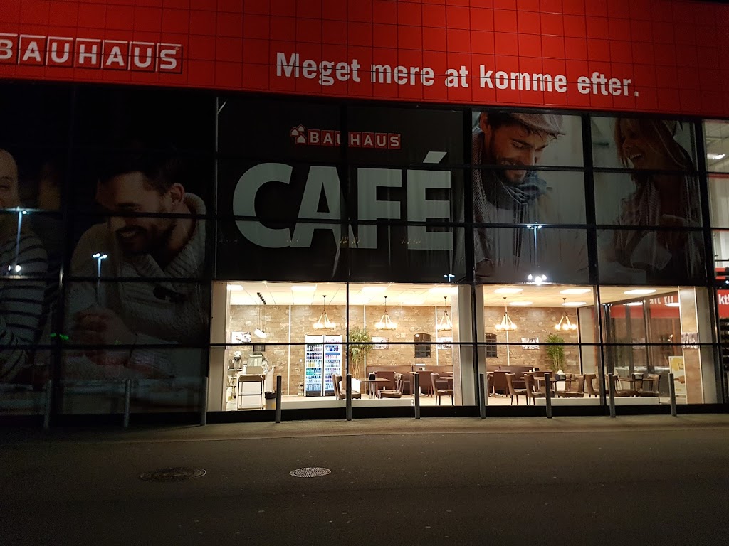 cafe-bauhaus-15.jpeg