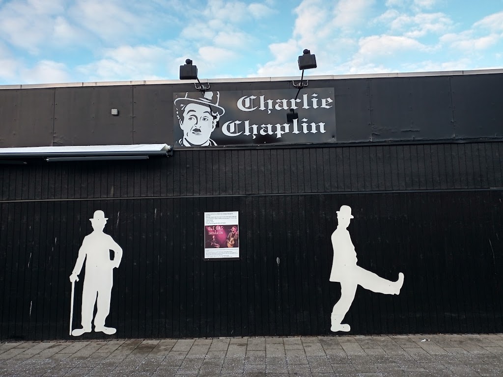 charlie-chaplin-7.jpeg