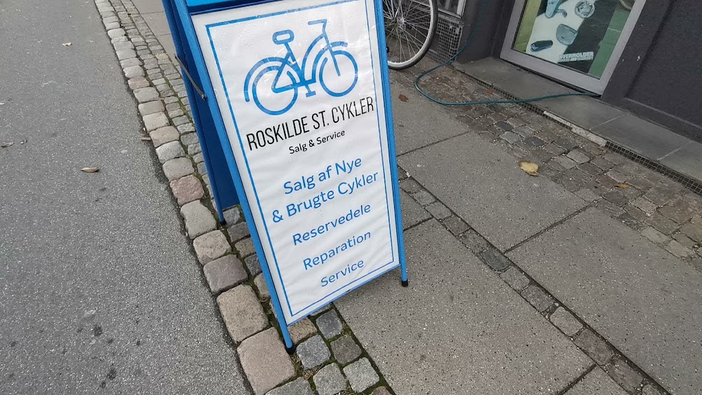 roskilde-station-bicycles-4.jpeg