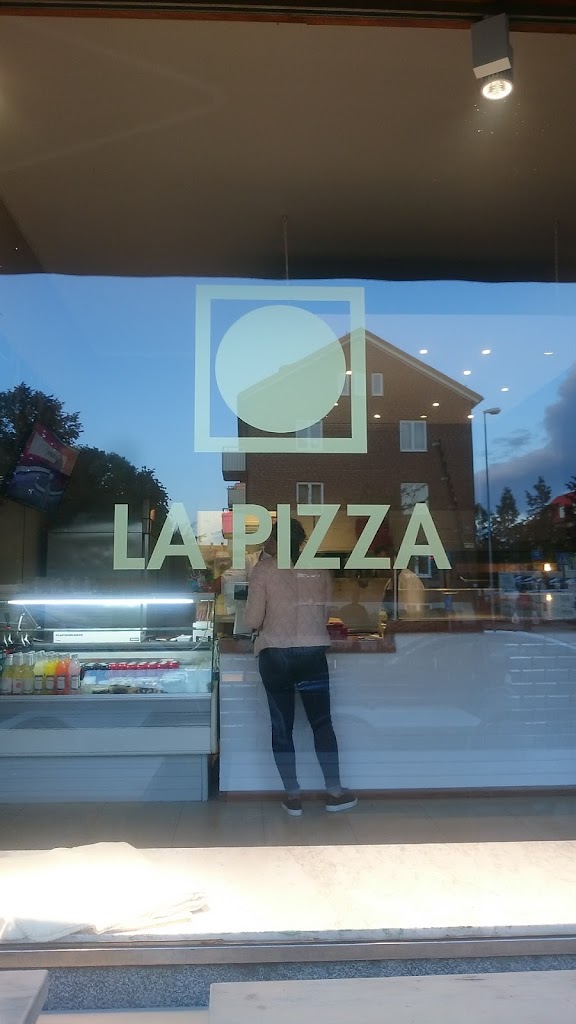 la-pizza-11.jpeg