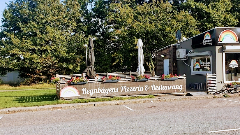 regnbagens-pizzeriarestaurang-1.jpeg