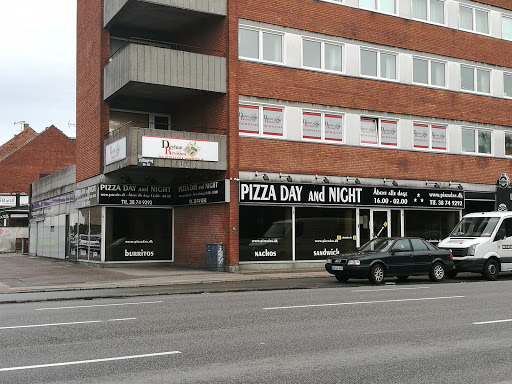 Pizza Day And Night Since 2004