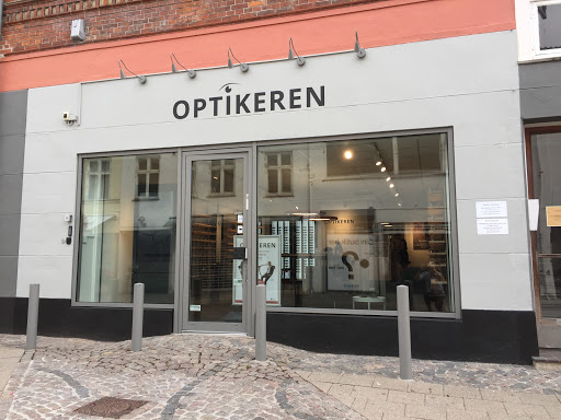 Optikeren