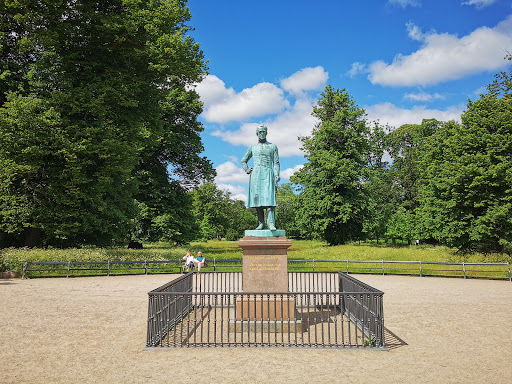 Statue af Frederik VI