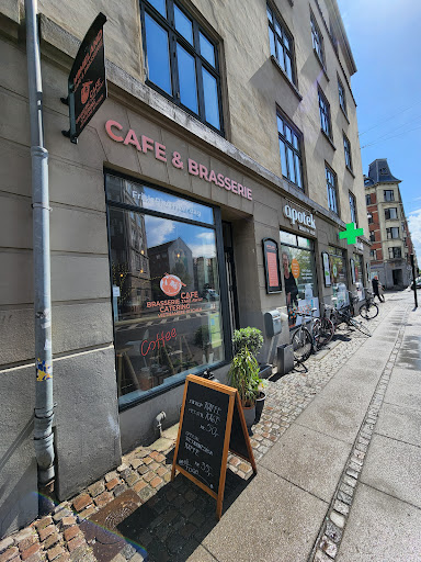 Homeland Brasserie &amp; Café