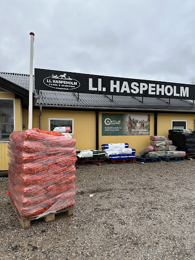 Ll. Haspeholm Hestefoder